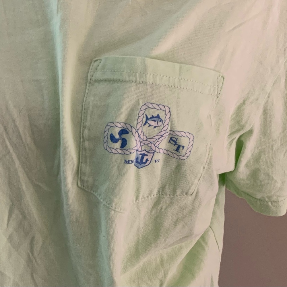 Southern Tide T shirt